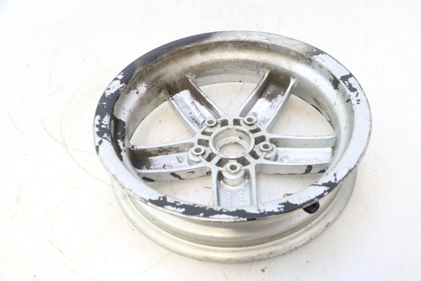 photo de CERCHIO ANTERIORE PIAGGIO VESPA LX 2T 50 (2005 - 2013) - Primo piano tecnico