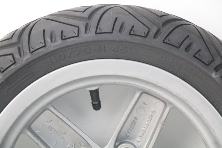 photo de CERCHIO ANTERIORE PIAGGIO VESPA LX IE 125 (2010 - 2012) - Stato della superficie e materiale