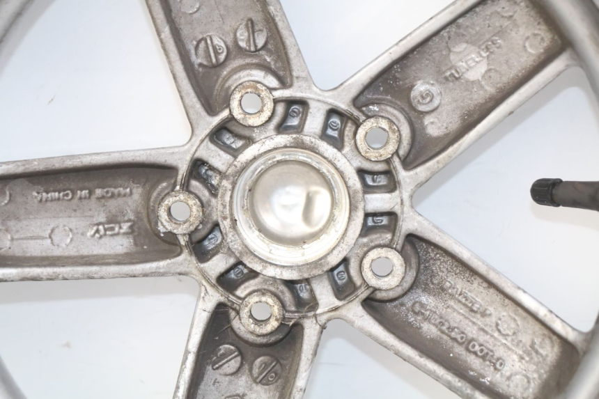 photo de CERCHIO ANTERIORE PIAGGIO VESPA LX 125 (2005 - 2010) - Marcature e riferimenti originali