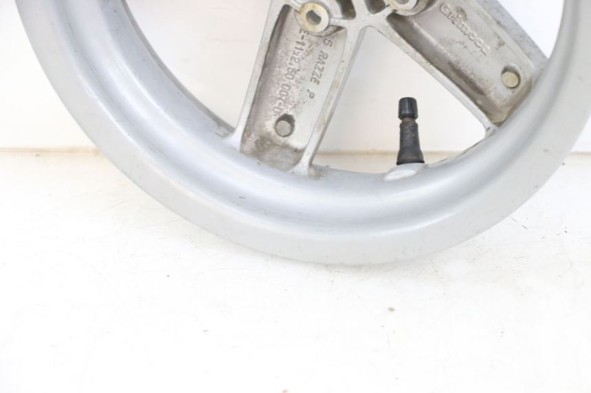 photo de CERCHIO ANTERIORE PIAGGIO VESPA LX 125 (2005 - 2010) - Zoom sullo stato d'uso