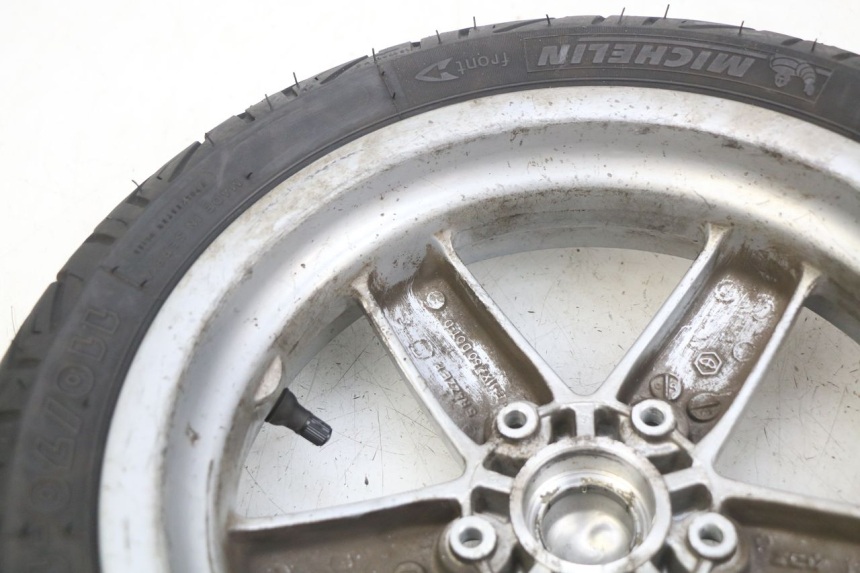 photo de CERCHIO ANTERIORE PIAGGIO VESPA LXV 125 (2006 - 2009) - Caratteristiche distintive