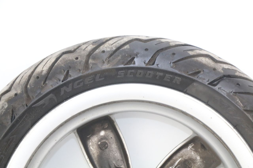 photo de CERCHIO ANTERIORE PIAGGIO VESPA PRIMAVERA 2T 50 (2013 - 2018) - Stato della superficie e materiale