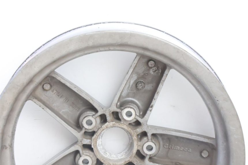 photo de CERCHIO ANTERIORE PIAGGIO VESPA S 2T 50 (2007 - 2014) - Dettagli dei punti di fissaggio
