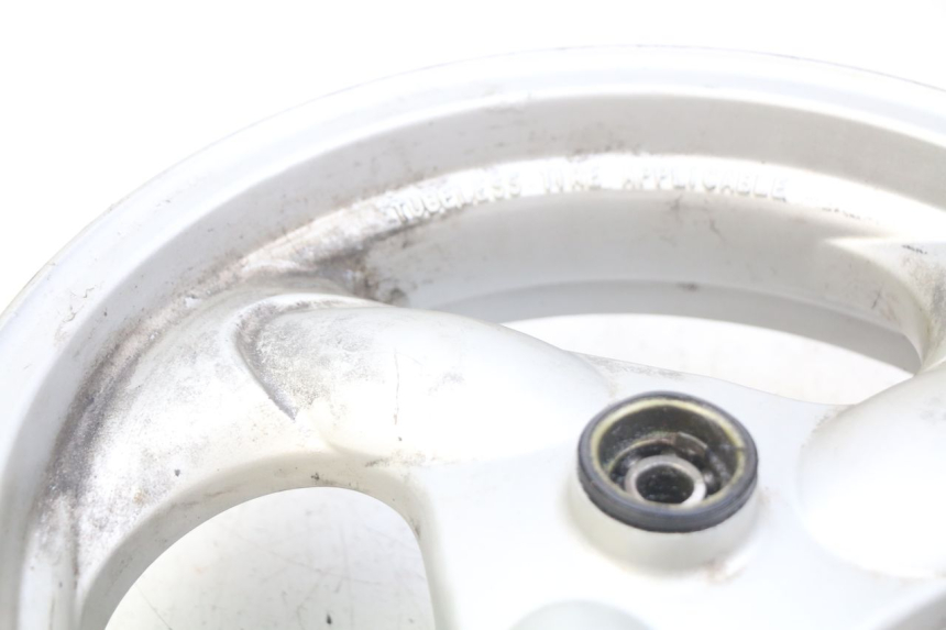 photo de CERCHIO ANTERIORE KYMCO VITALITY 2T 50 (2004 - 2010) - Dettagli dei punti di fissaggio