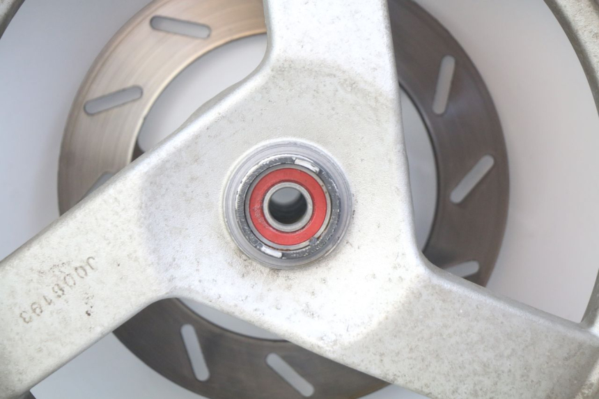 photo de CERCHIO ANTERIORE PEUGEOT VIVACITY NEW 2T 50 (2008 - 2017) - Altra vista dell'articolo