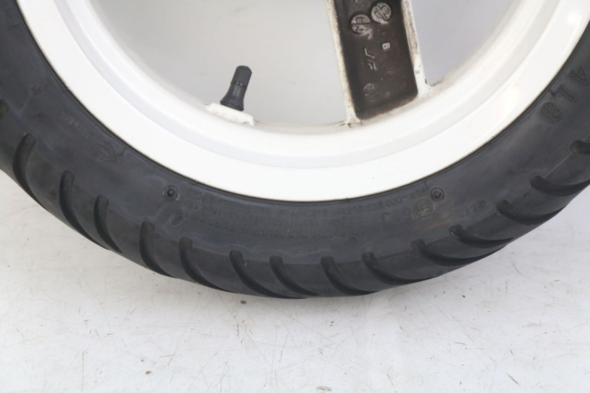 photo de CERCHIO ANTERIORE PEUGEOT VIVACITY NEW 4T 50 (2008 - 2017) - Vista d'insieme del prodotto