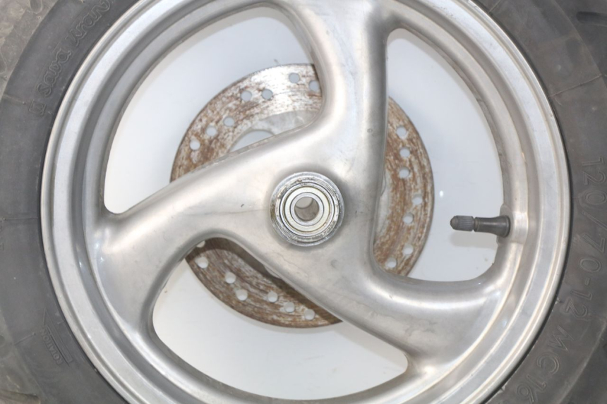 photo de CERCHIO ANTERIORE PEUGEOT VIVACITY 100 (1999 - 2008) - Zoom sui componenti