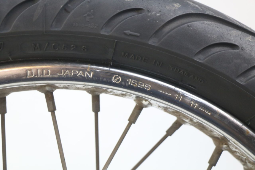 photo de CERCHIO ANTERIORE HONDA VT C SHADOW 125 (1999 - 2007) - Altra angolazione