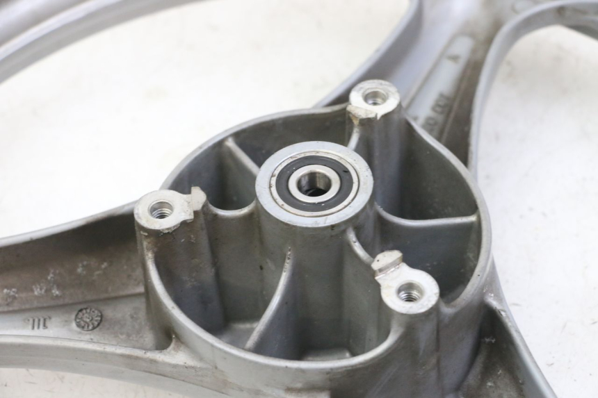 photo de CERCHIO ANTERIORE YAMAHA WHY 50 (1998 - 2000) - Altra angolazione