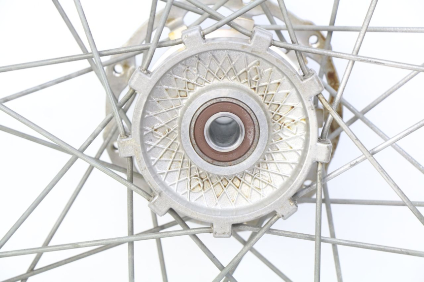 photo de CERCHIO ANTERIORE MBK X-LIMIT XLIMIT 50 (2003 - 2006) - Caratteristiche distintive