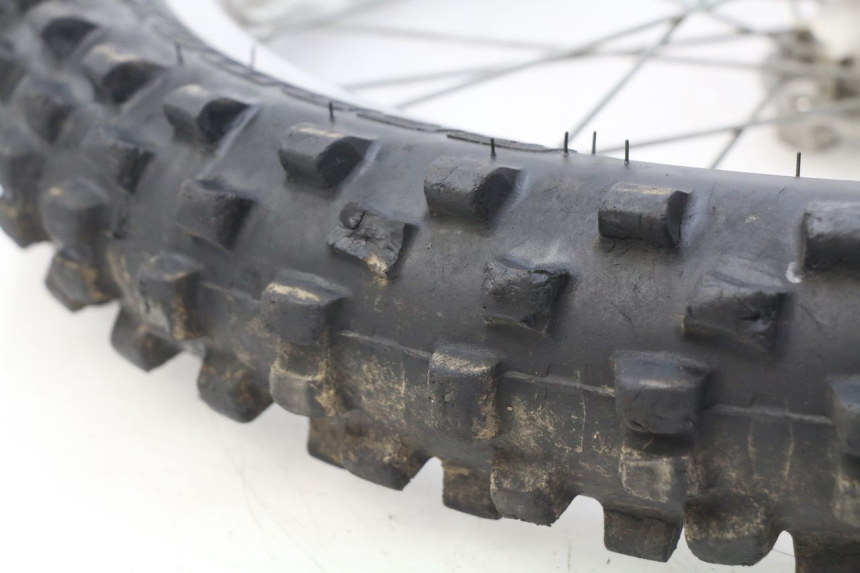 photo de CERCHIO ANTERIORE MBK X-LIMIT XLIMIT 50 (2003 - 2006) - Zoom sullo stato d'uso