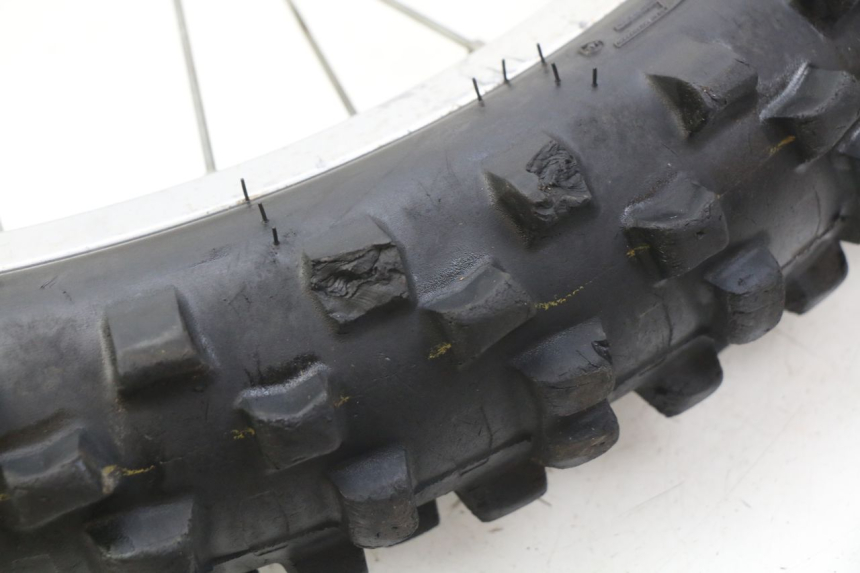 photo de CERCHIO ANTERIORE MBK X-LIMIT XLIMIT 50 (2003 - 2006) - Primo piano tecnico