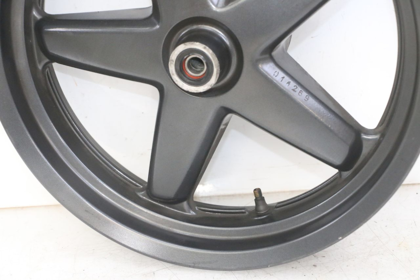 photo de CERCHIO ANTERIORE YAMAHA X-MAX XMAX 125 (2010 - 2013) - Dettagli dei punti di fissaggio