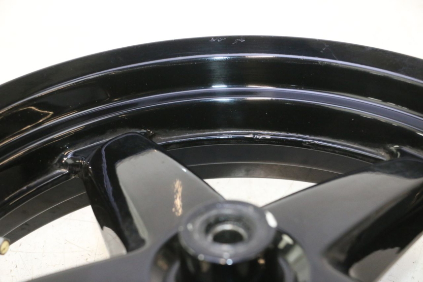 photo de CERCHIO ANTERIORE YAMAHA XMAX X-MAX 125 (2006 - 2009) - Altra angolazione