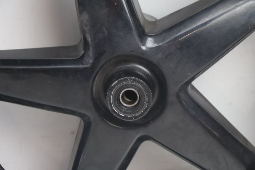photo de CERCHIO ANTERIORE YAMAHA X-MAX XMAX 125 (2010 - 2013) - Altra angolazione