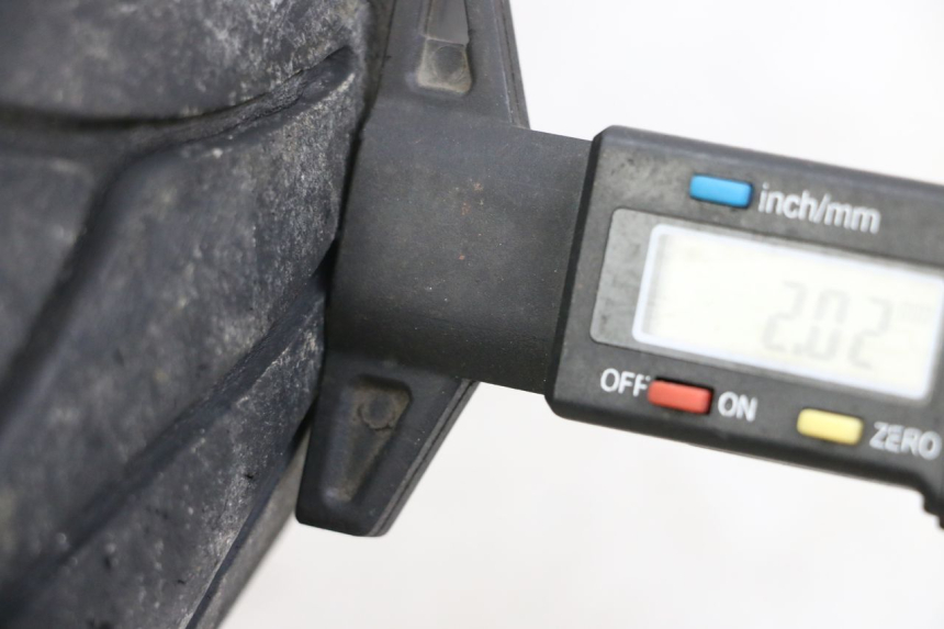 photo de CERCHIO ANTERIORE PIAGGIO X8 125 (2004 - 2007) - Zoom sullo stato d'uso