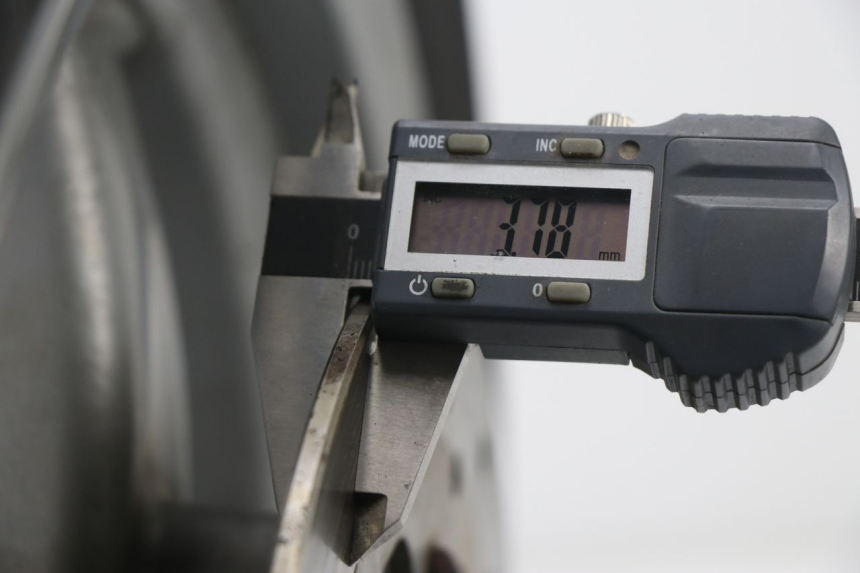 photo de CERCHIO ANTERIORE PIAGGIO X9 EVOLUTION 250 (2003 - 2007) - Altra angolazione