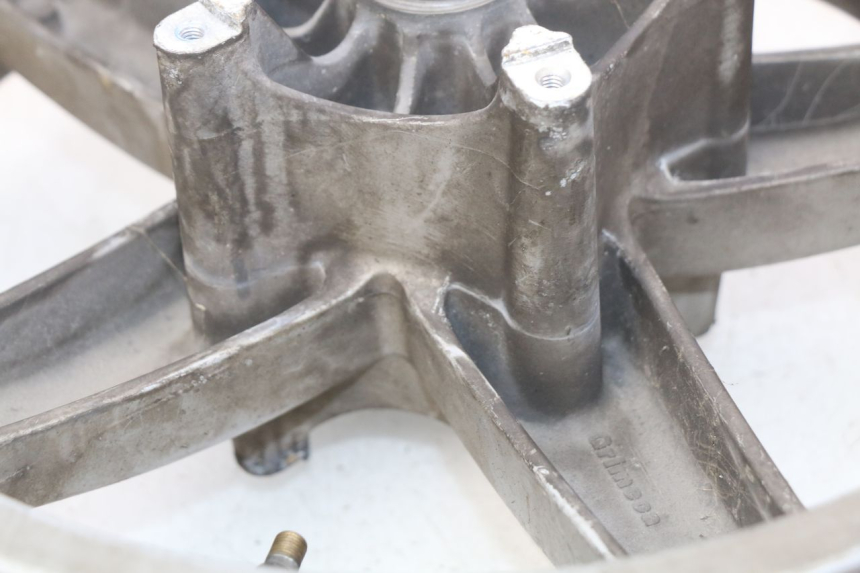 photo de CERCHIO ANTERIORE PIAGGIO X9 EVOLUTION 250 (2003 - 2007) - Zoom sui componenti