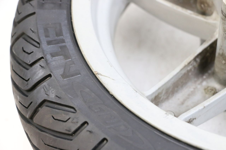 photo de CERCHIO ANTERIORE PIAGGIO X9 125 (2000 - 2003) - Zoom sullo stato d'uso