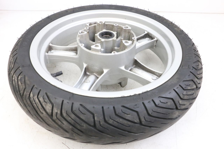 photo de CERCHIO ANTERIORE KYMCO XCITING 250 (2006 - 2009) - Primo piano tecnico