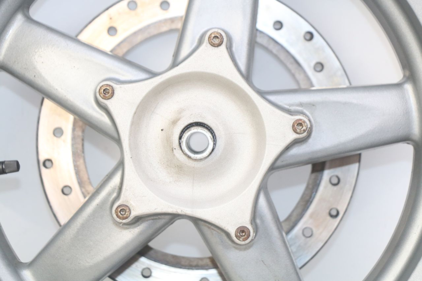 photo de CERCHIO ANTERIORE PIAGGIO XEVO - X EVO 125 (2007 - 2017) - Altra vista dell'articolo