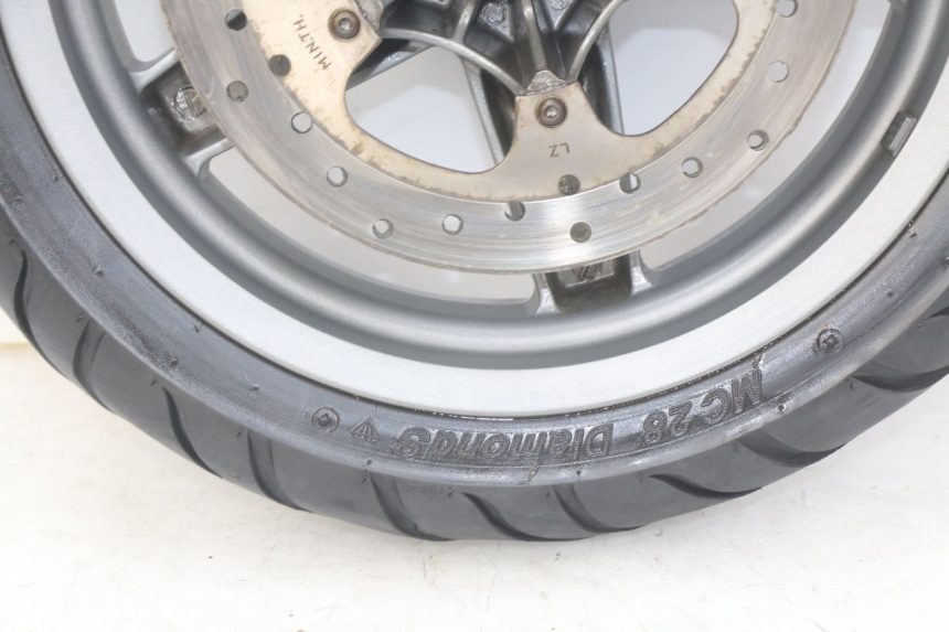 photo de CERCHIO ANTERIORE PIAGGIO XEVO - X EVO 125 (2007 - 2017) - Zoom sui componenti