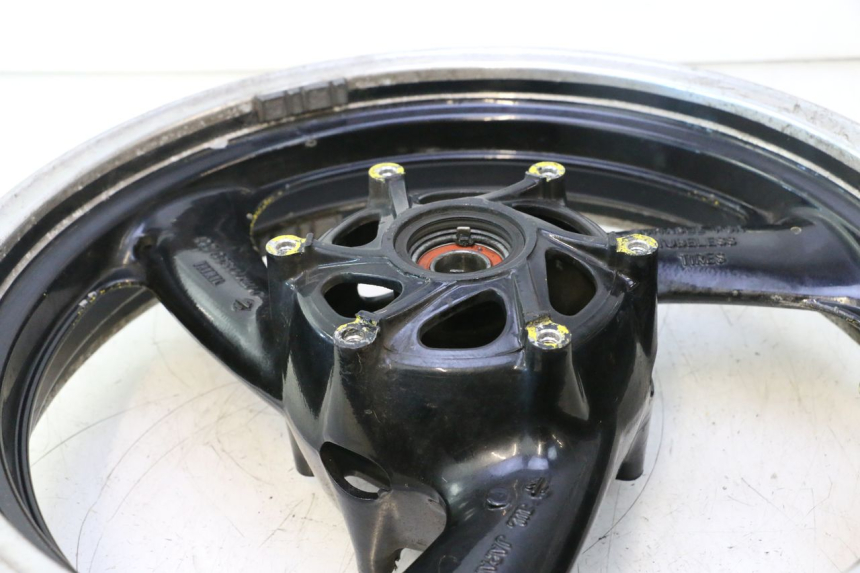 photo de CERCHIO ANTERIORE YAMAHA XJR 1300 (1998 - 2002) - Altra vista dell'articolo