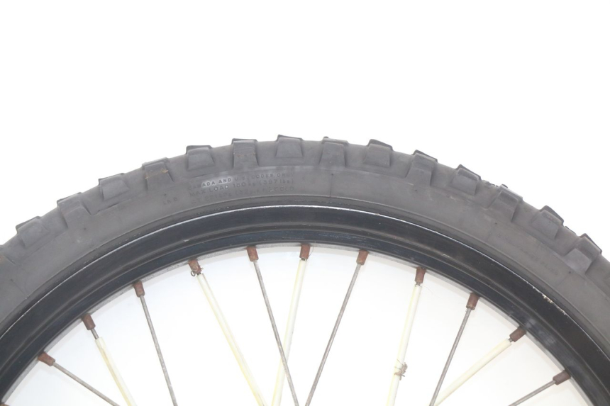 photo de CERCHIO ANTERIORE PEUGEOT XP6 50 (2006 - 2011) - Zoom sui componenti