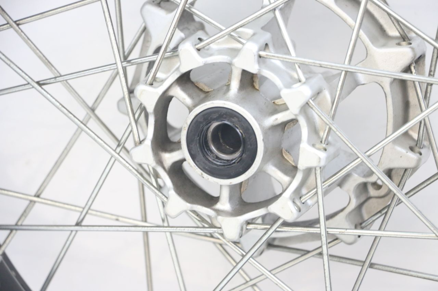 photo de CERCHIO ANTERIORE YAMAHA XT X 660 (2004 - 2016) - Ispezione visiva dettagliata