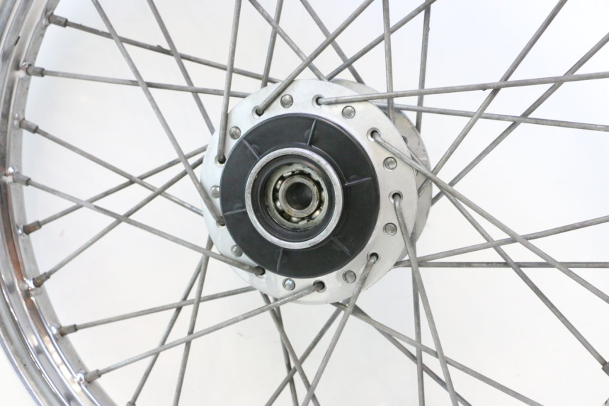 photo de CERCHIO ANTERIORE YAMAHA XV VIRAGO 535 (1988 - 2004) - Focus sulla struttura