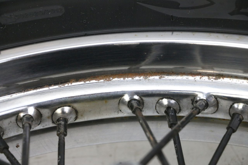 photo de CERCHIO ANTERIORE YAMAHA XVS DRAG STAR DRAGSTAR 650 (1997 - 2007) - Ricambio usato controllato