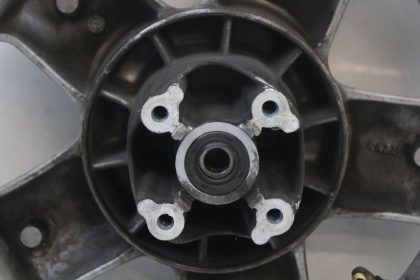 photo de CERCHIO ANTERIORE YAMAHA YP MAJESTY 125 (2002 - 2006) - Ricambio usato controllato