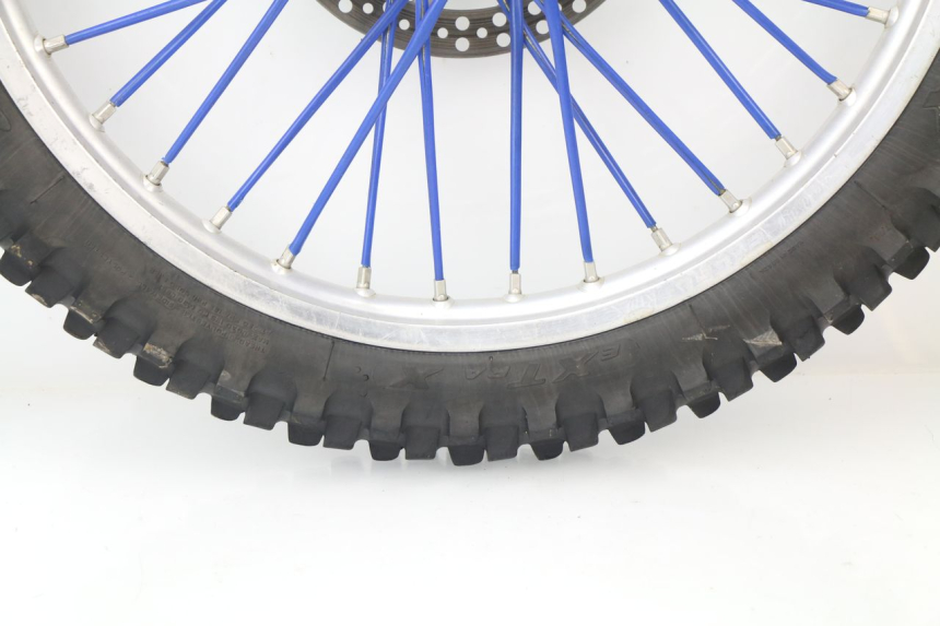 photo de CERCHIO ANTERIORE YAMAHA YZ 125 (1998 - 2005) - Altra vista dell'articolo