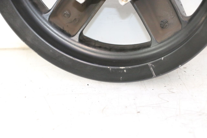photo de CERCHIO ANTERIORE PIAGGIO ZIP 2T 50 (2009 - 2019) - Zoom sui componenti