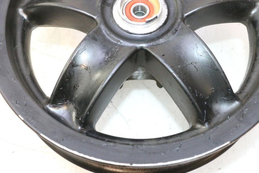 photo de CERCHIO ANTERIORE PIAGGIO ZIP 2T 50 (2009 - 2019) - Primo piano tecnico