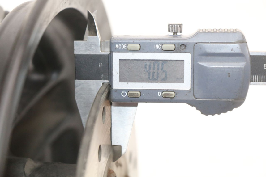 photo de CERCHIO ANTERIORE PIAGGIO ZIP 4T 50 (2018 - 2020) - Primo piano tecnico