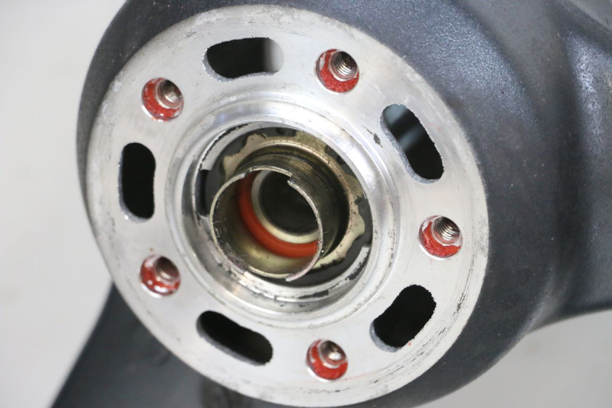 photo de CERCHIO ANTERIORE KAWASAKI ZR 7 750 (1999 - 2004) - Foto prodotto supplementare