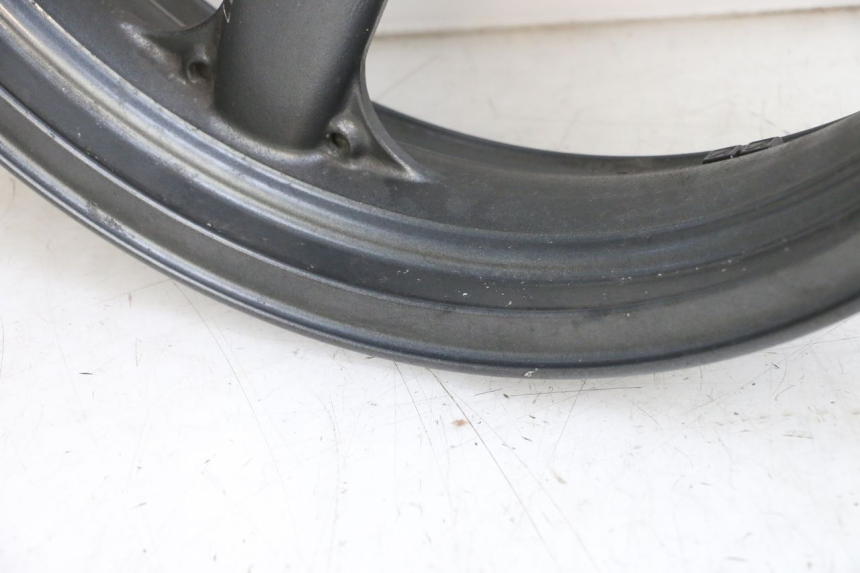 photo de CERCHIO ANTERIORE KAWASAKI ZR 7 750 (1999 - 2004) - Focus sulla struttura