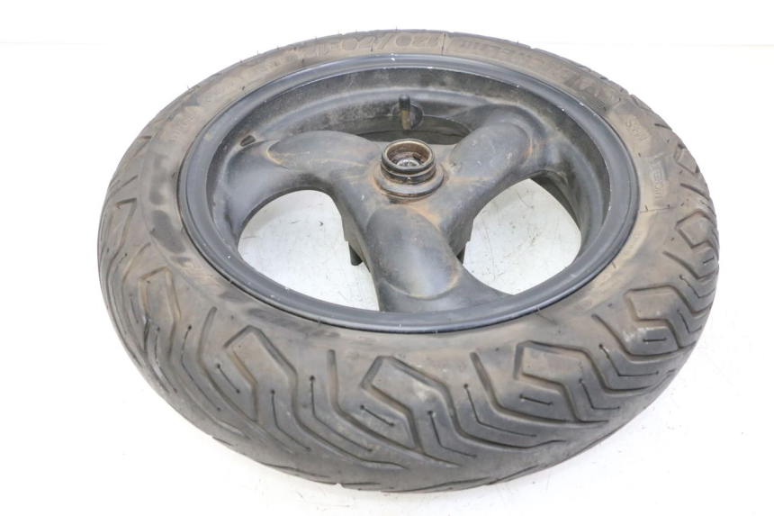 photo de CERCHIO ANTERIORE E PNEUMATICO KYMCO AGILITY 4T 50 (2005 - 2018) - Stato della superficie e materiale