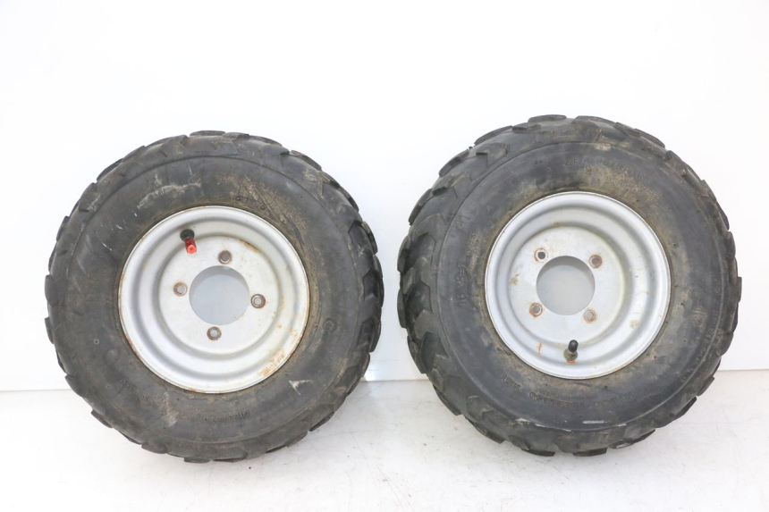 photo de CERCHIO ANTERIORE E PNEUMATICO KEROX BAZOOKA 110 - Vista principale