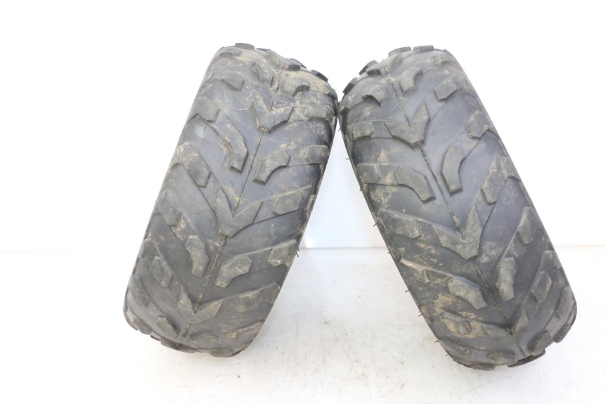 photo de CERCHIO ANTERIORE E PNEUMATICO KEROX BAZOOKA 110 - Caratteristiche distintive