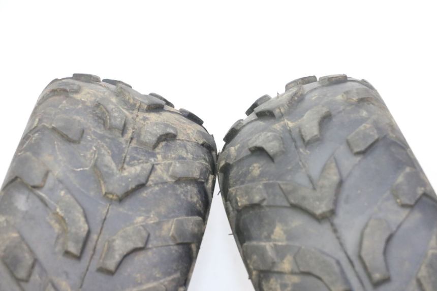 photo de CERCHIO ANTERIORE E PNEUMATICO KEROX BAZOOKA 110 - Marcature e riferimenti originali