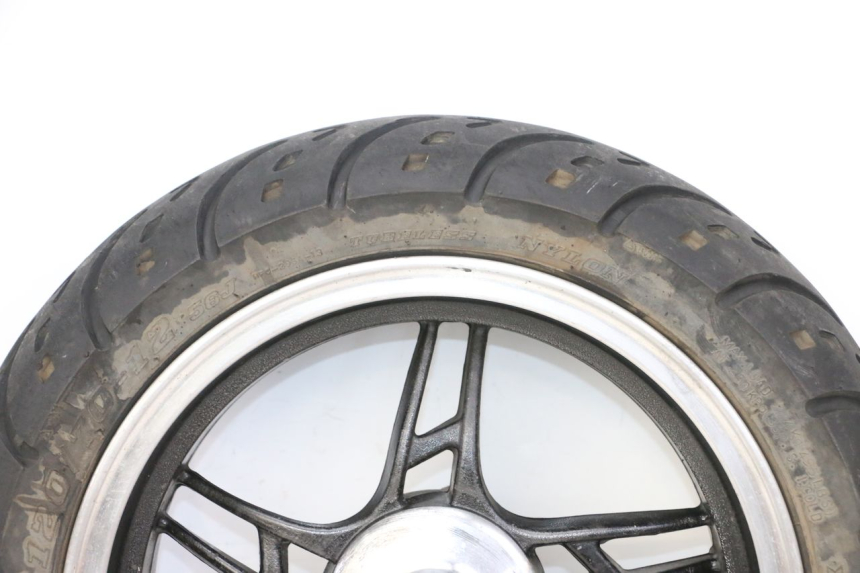 photo de CERCHIO ANTERIORE E PNEUMATICO MASH BIBOP 2T 50 (2013 - 2018) - Primo piano ad alta risoluzione