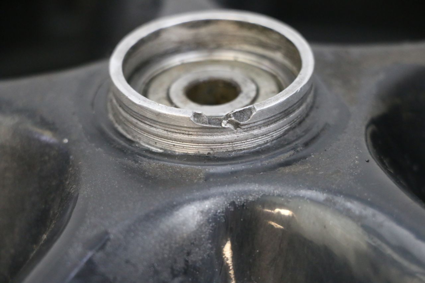 photo de CERCHIO ANTERIORE E PNEUMATICO MBK BOOSTER SPIRIT 50 (2004 - 2017) - Vista d'insieme del prodotto