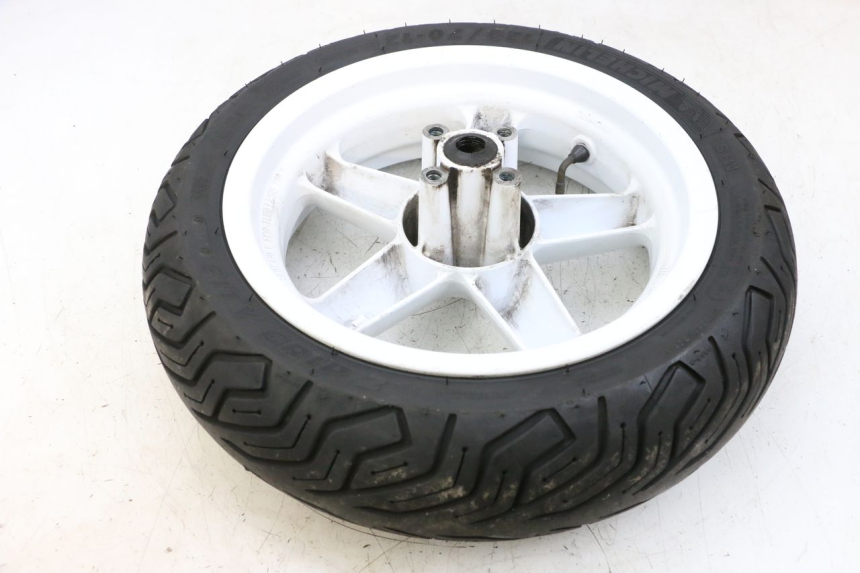 photo de CERCHIO ANTERIORE E PNEUMATICO MBK BOOSTER SPIRIT NAKED 50 (2004 - 2017) - Vista d'insieme del prodotto