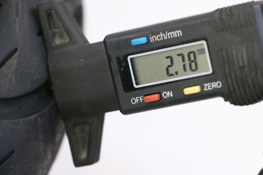 photo de CERCHIO ANTERIORE E PNEUMATICO TNT MOTOR BOSTON 4T 50 (2018 - 2025) - Altra angolazione