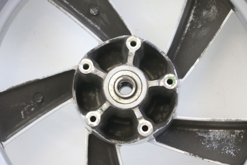 photo de CERCHIO ANTERIORE E PNEUMATICO PEUGEOT CITYSTAR 50 (2013 - 2017) - Ispezione visiva dettagliata