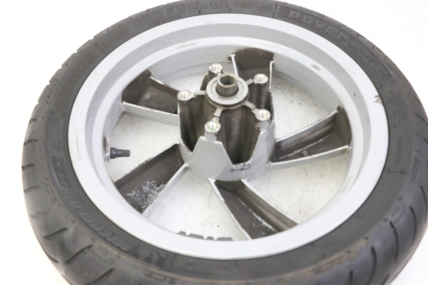 photo de CERCHIO ANTERIORE E PNEUMATICO PEUGEOT CITYSTAR 50 (2013 - 2017) - Altra angolazione