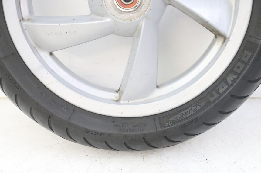 photo de CERCHIO ANTERIORE E PNEUMATICO PEUGEOT CITYSTAR 50 (2013 - 2017) - Dettagli dei punti di fissaggio