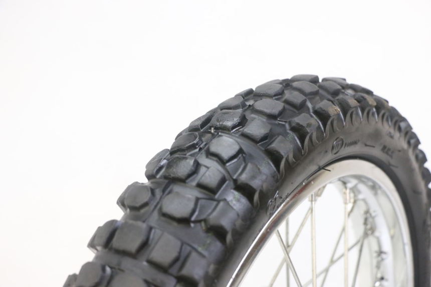 photo de CERCHIO ANTERIORE E PNEUMATICO HONDA CRF-F CRF F 110 (2019 - 2022) - Zoom sullo stato d'uso